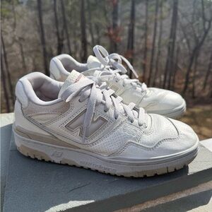 New Balance 550 Men’s/Women's Cream and White Sneakers